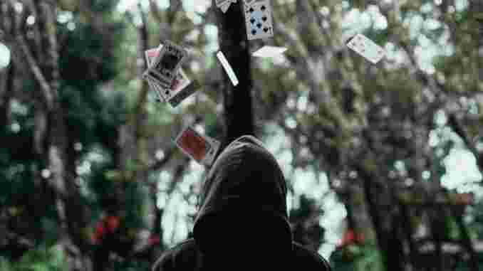 Чарли Ли предостерег о новых скамах