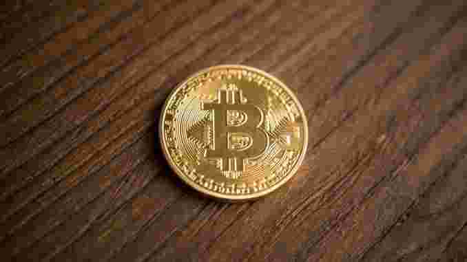 Рост альткоинов укрепляет курс биткоин